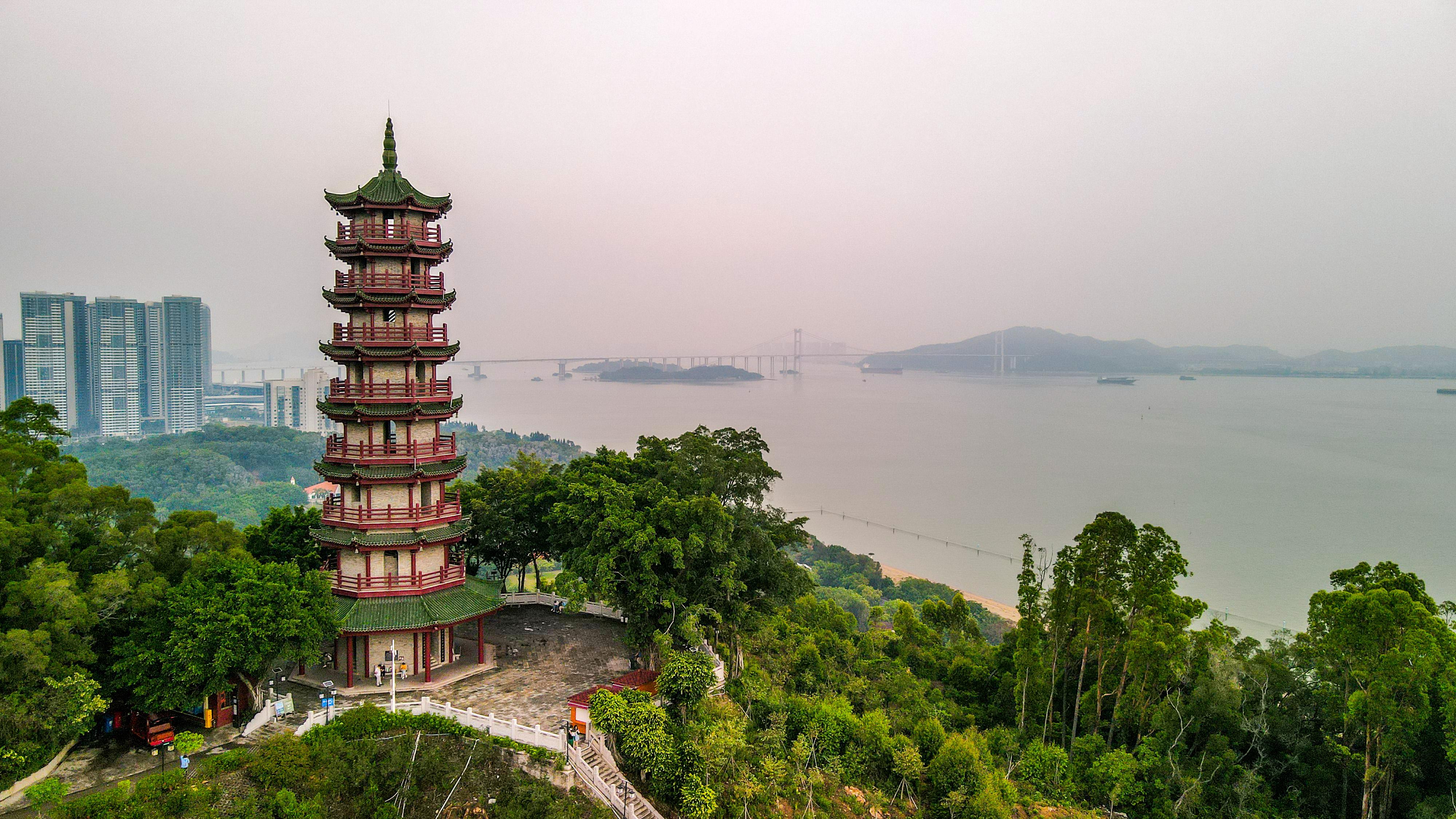 广东省最大的地标建筑——广州塔的魅力与风采